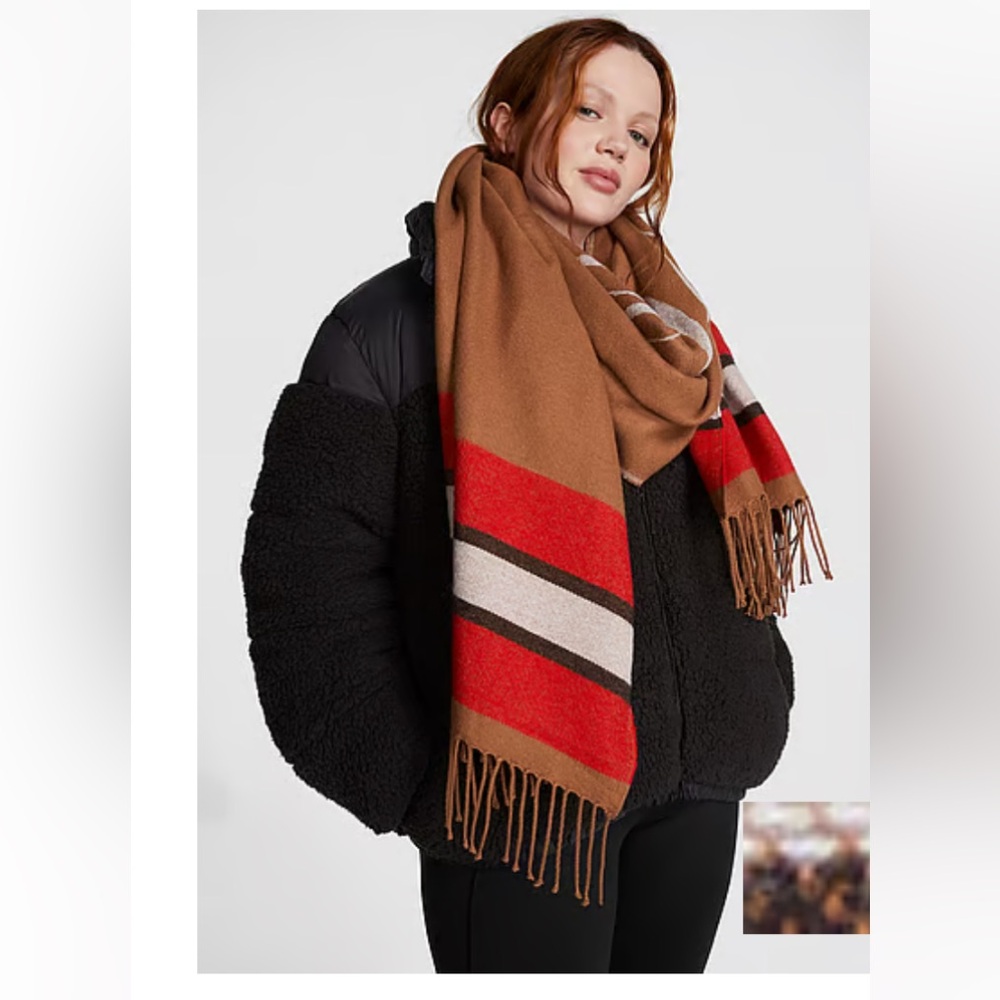 Pink Blanket Scarf (One Size)